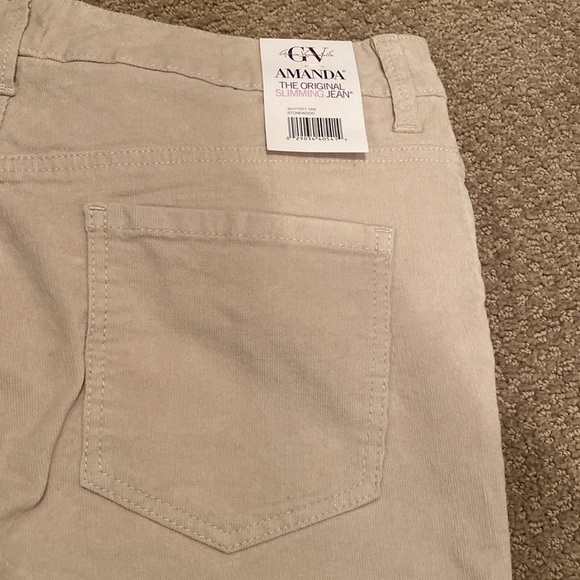 -NWT Gloria Vanderbilt Women's Amanda Corduroy Slim High Rise Pant - Size 14P - Picture 6 of 7